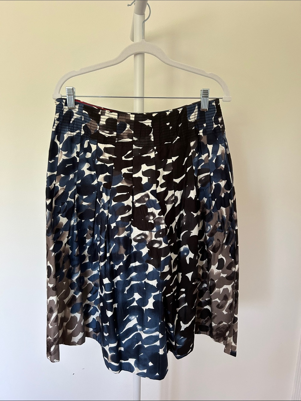 Black and White Abstract Print Pleated Skirt